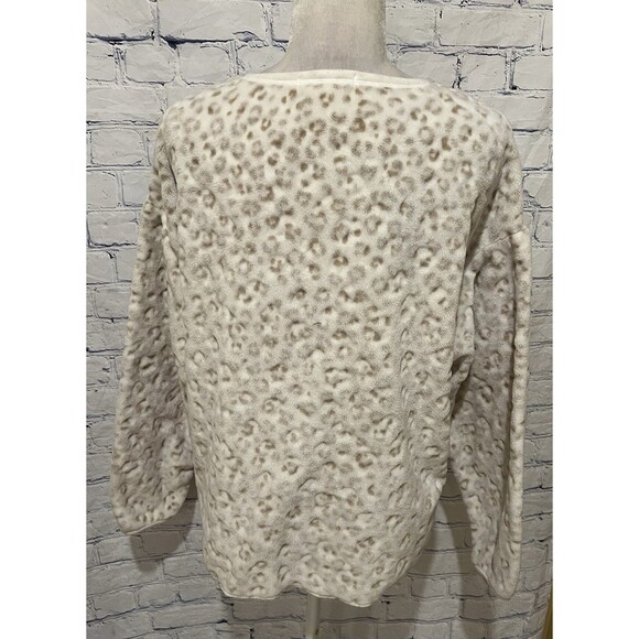 Z Supply Frosted Plush white leopard print faux fur pullover sweater Medium - Picture 4 of 7